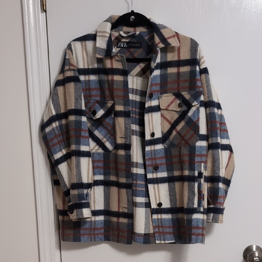 Zara Men's Checkered Shirt Jacket - Navy, Beige, and Cream